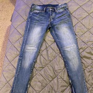 Mnml Denim, Stretch... Plain jeans w small rips